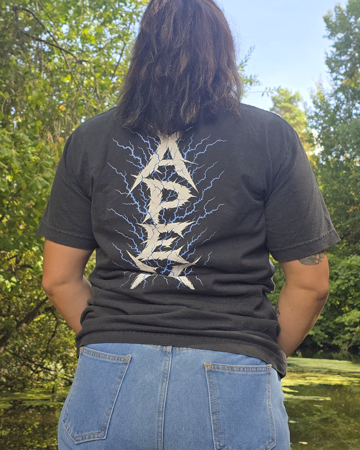 APEX SUPPLY Lightning Tee – Washed Black