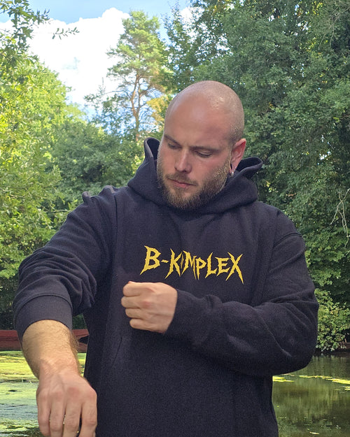 APEX SUPPLY B-Komplex Oversized Hoodie getragen
